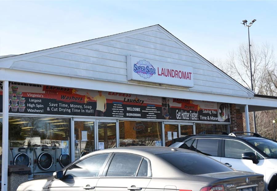 SuperSuds Woodbridge Laundromat Exterior Photo