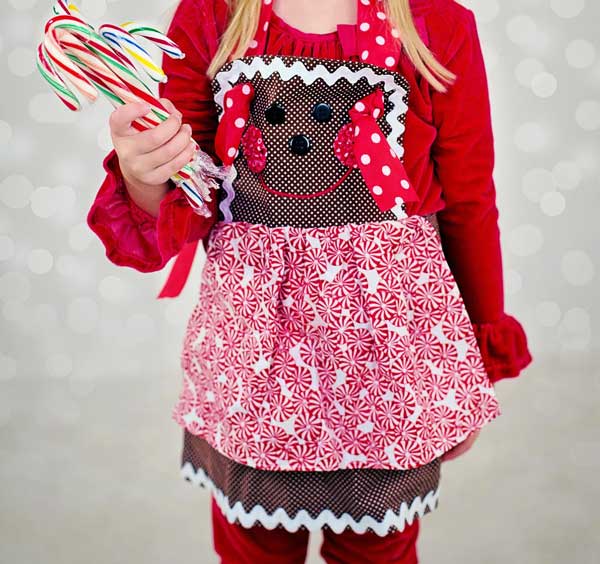 Kid's Aprons for Christmas